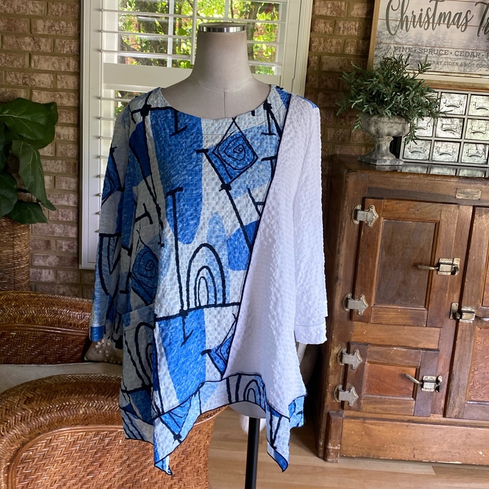MOONLIGHT BY Y& S ABSTRACT TUNIC TOP IN BLUE HUES, BLACK & WHITE - 3723 XL NEW